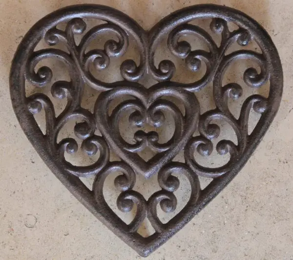 Onderzetter, treefje hart, gietijzer 6Y0379