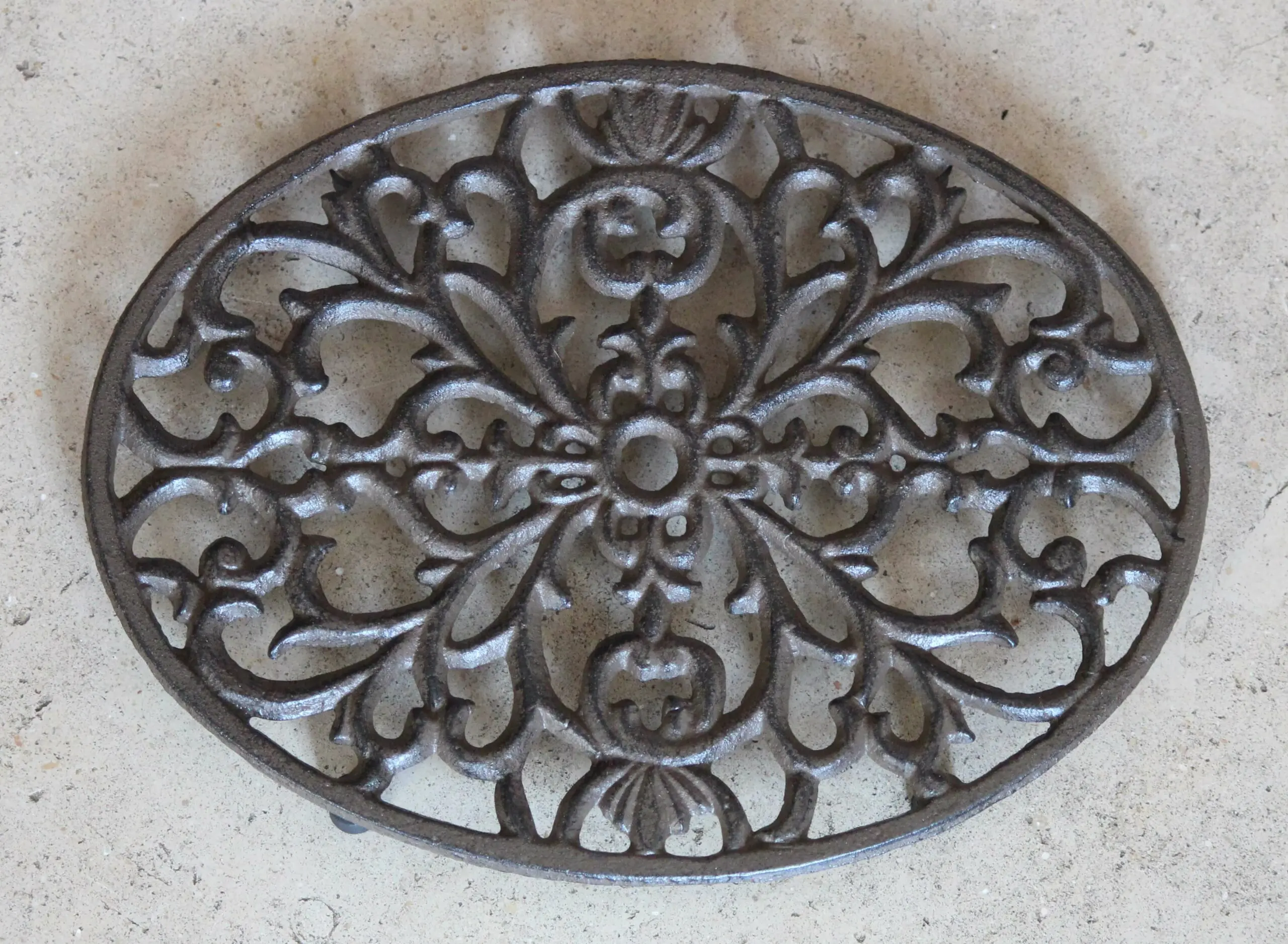 Onderzetter, treefje ovaal 24 cm. gietijzer OG220 - Afbeelding 3