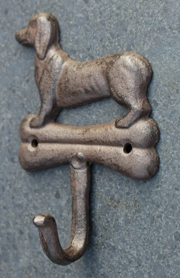Kapstokhaak Teckel met kluif, hond, gietijzer KH1726 - Afbeelding 2