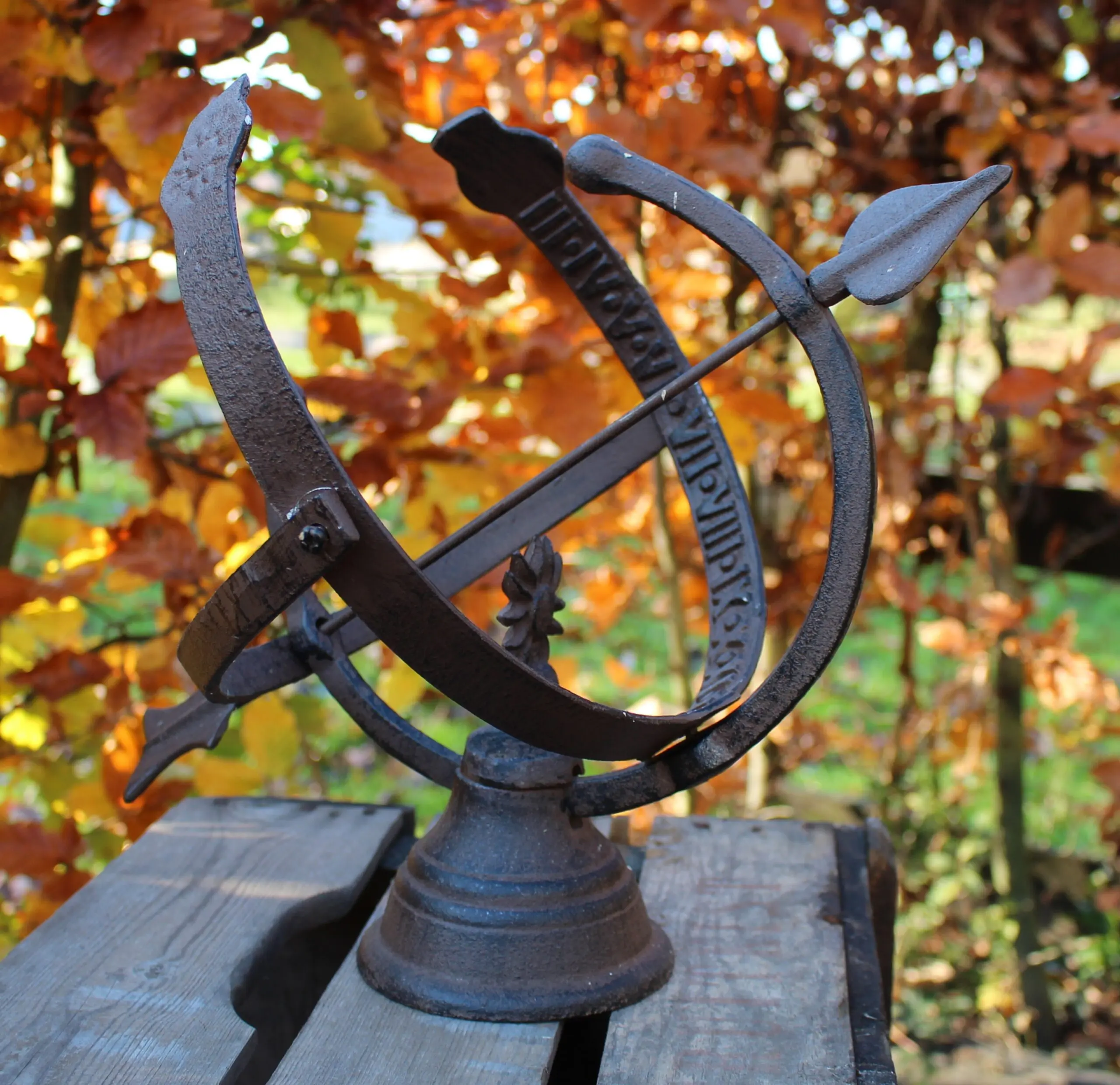 Zonnewijzer, gietijzer, S    TH28 - Afbeelding 4