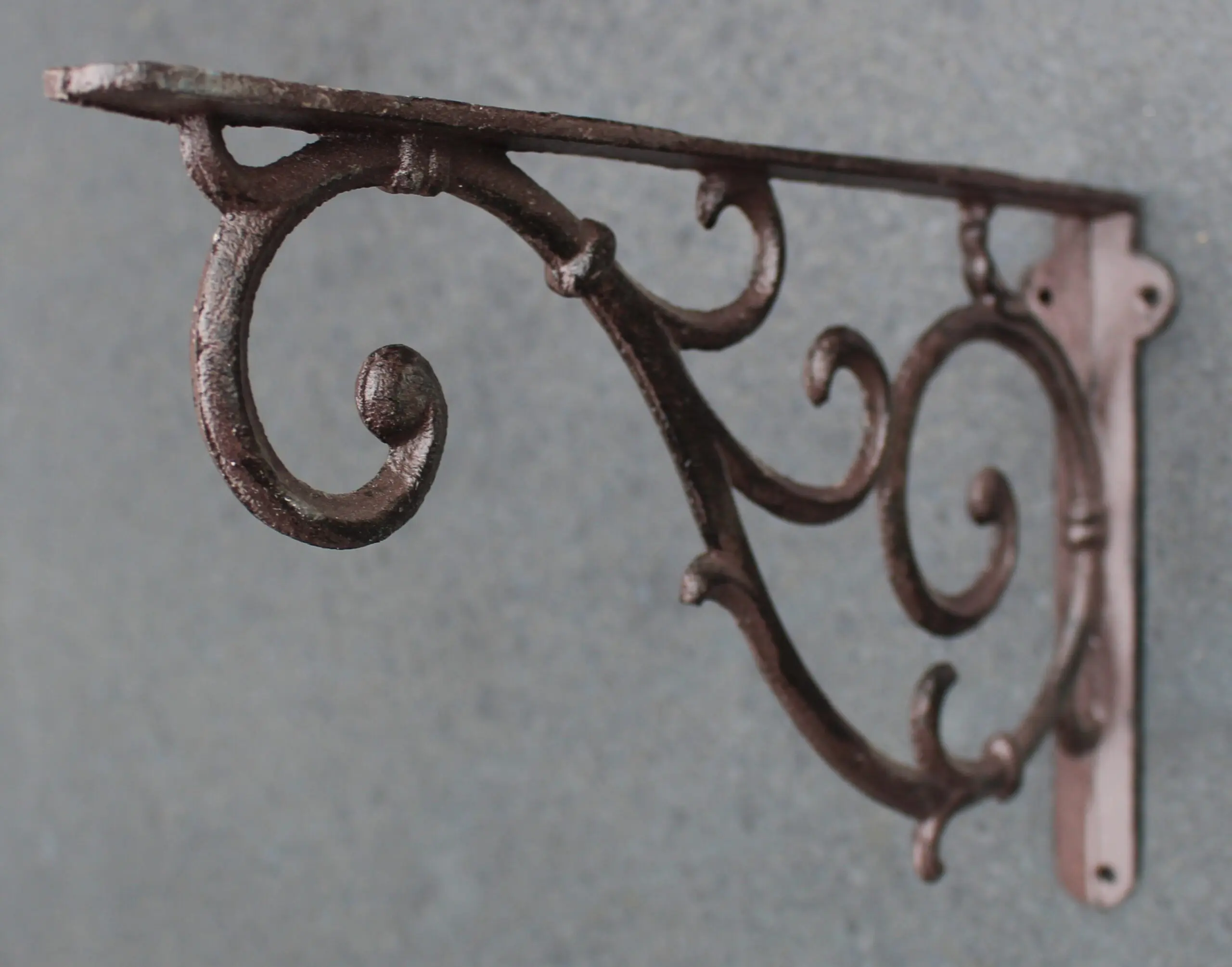 Plankdrager, wandhaak 27,5 cm.  sierlijk, gietijzer PD174 - Afbeelding 2