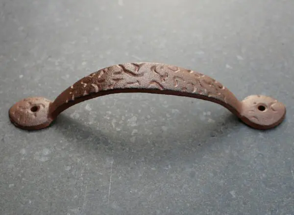 Handgreep, Halfrond, 20,5 cm. Groot, donkerbruin, Gietijzer