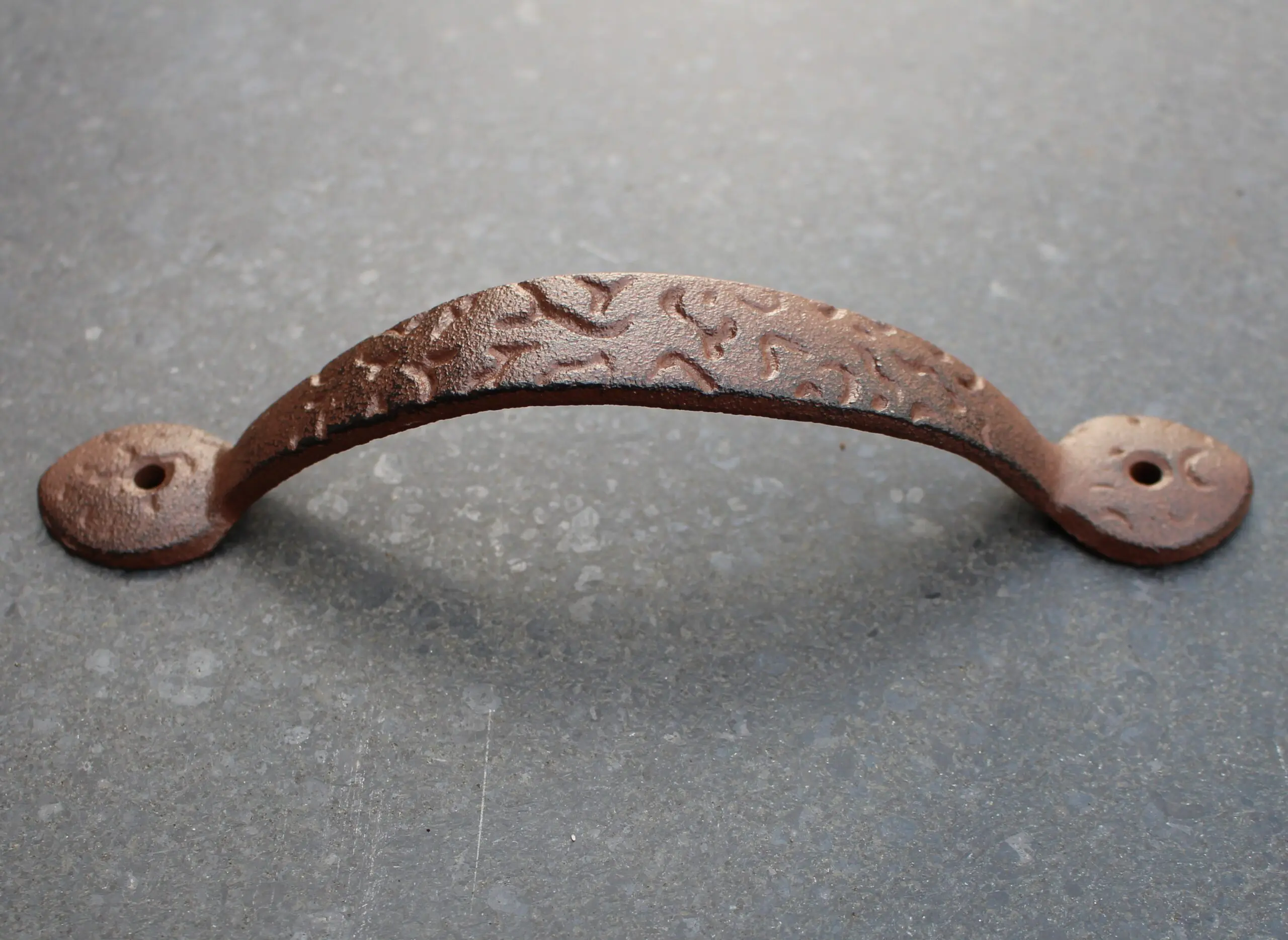 Handgreep, Halfrond, 20,5 cm. Groot, donkerbruin, Gietijzer