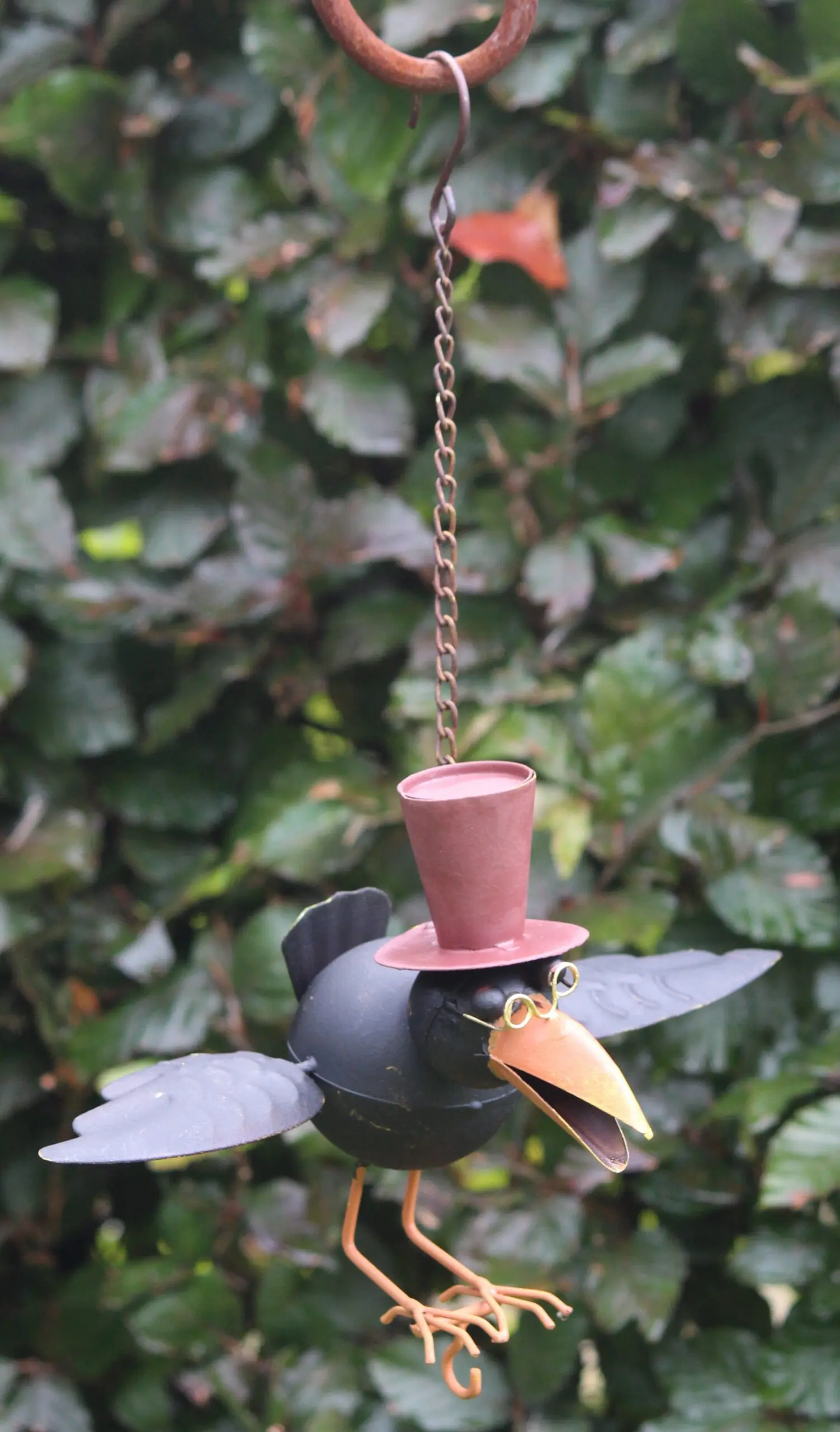 Vogelvoerhanger, vetbolhanger vogel met hoed en bril, groot VH361 - Afbeelding 3