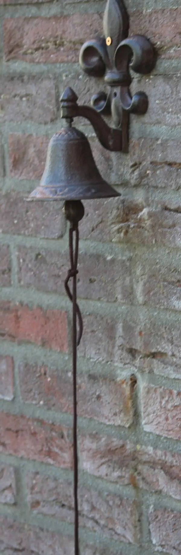 Deurbel Franse Lelie, Gietijzer DB223 - Afbeelding 4