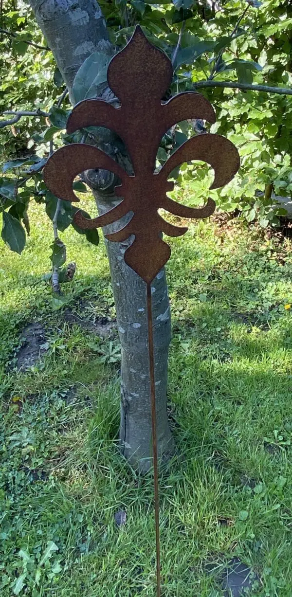 Tuinsteker Franse lelie, roestkleurig metaal, 109 cm. SF223 - Afbeelding 2