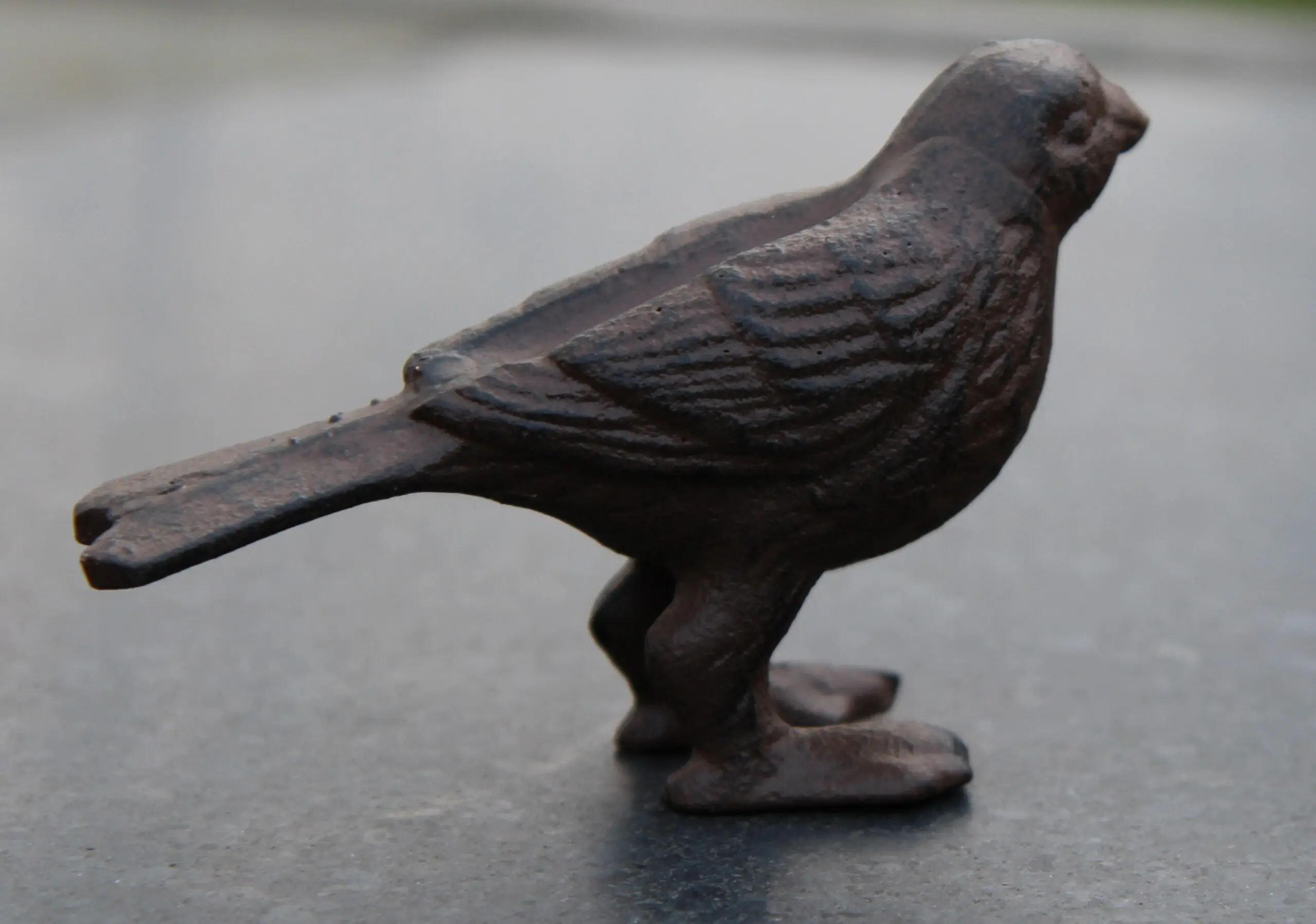 Vogel, Gietijzer TT118