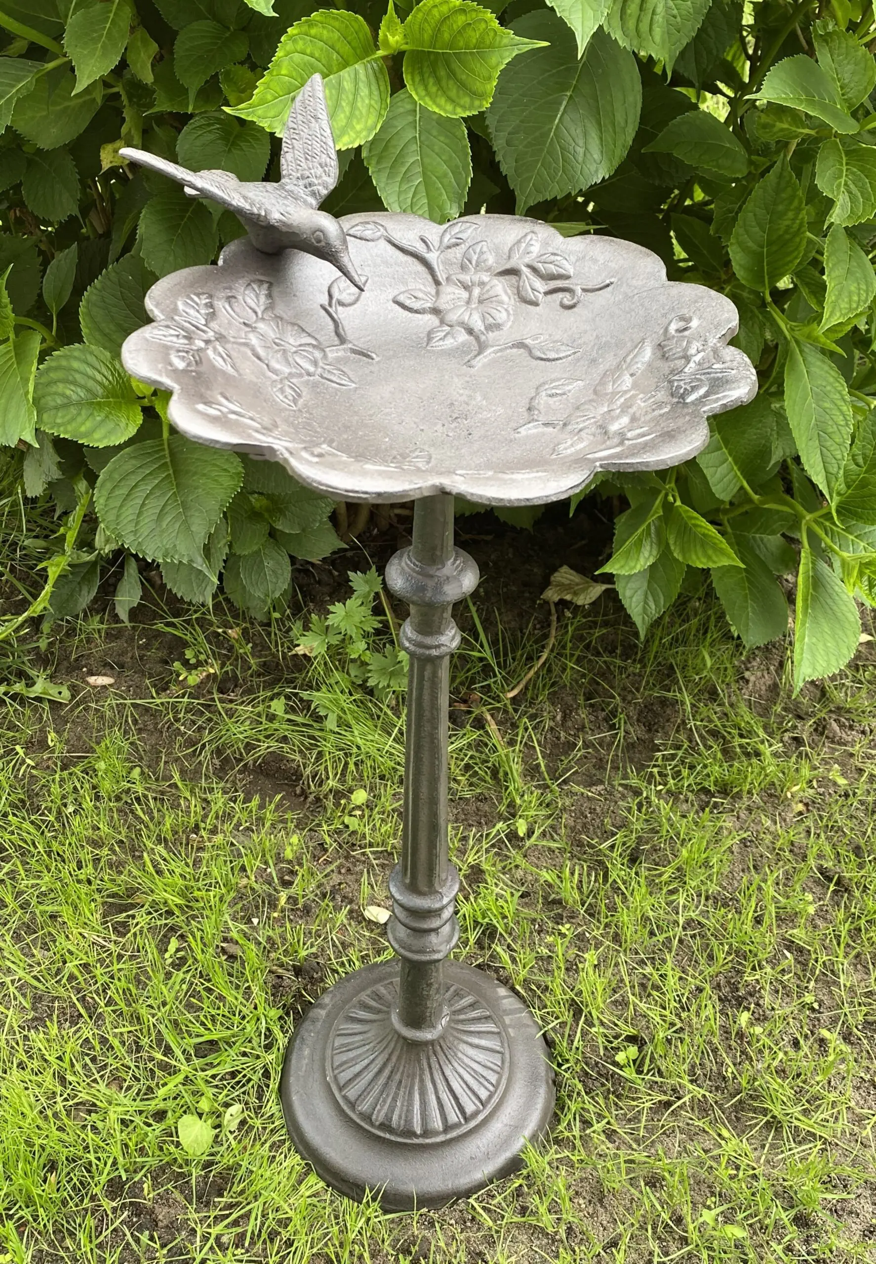 Vogelschaal, vogelbad op voet, gietijzer VB204 - Afbeelding 2