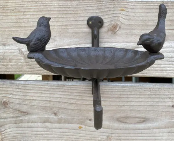 Wandhaak met vogelschaal met vogels, gietijzer FB539 - Afbeelding 3