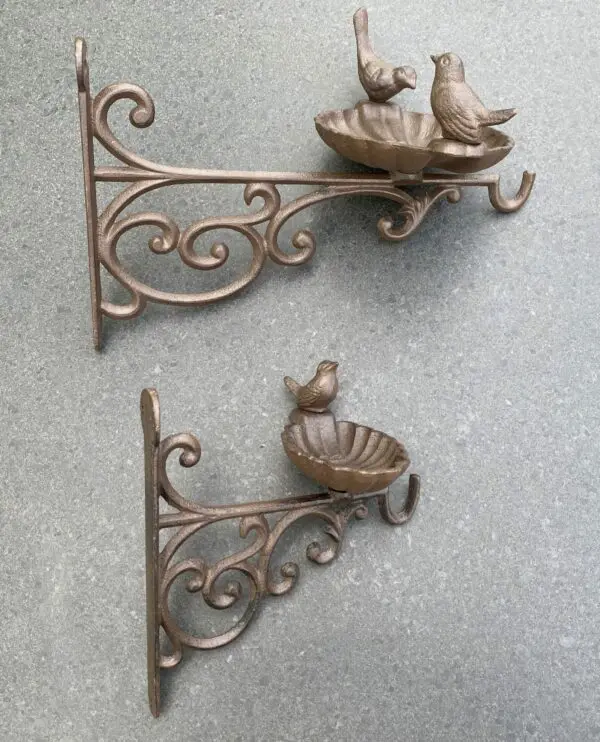 Wandhaak met vogelschaal met vogels, gietijzer FB539 - Afbeelding 4