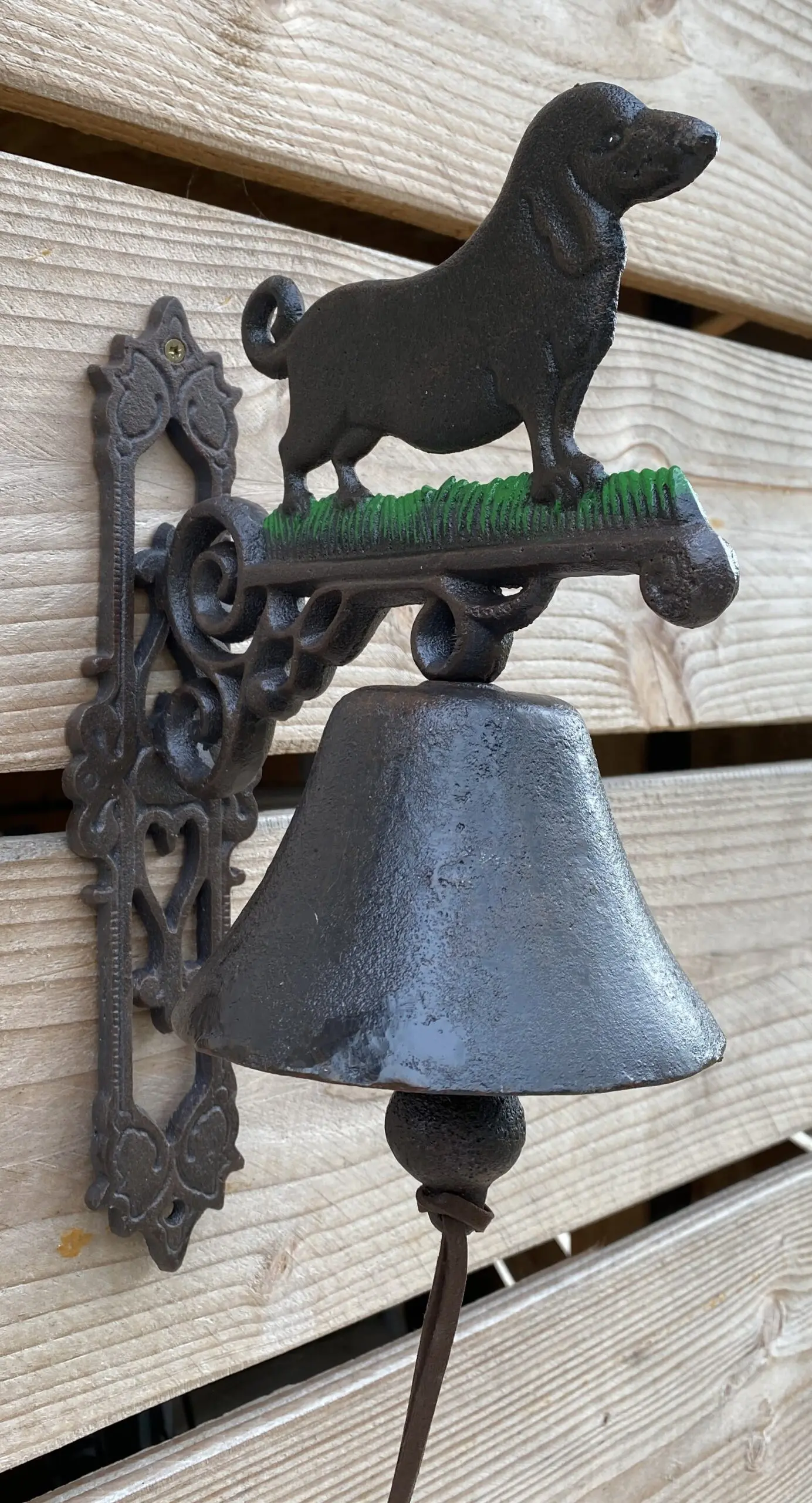 Deurbel hond Teckel, gietijzer, L      DB196 - Afbeelding 3