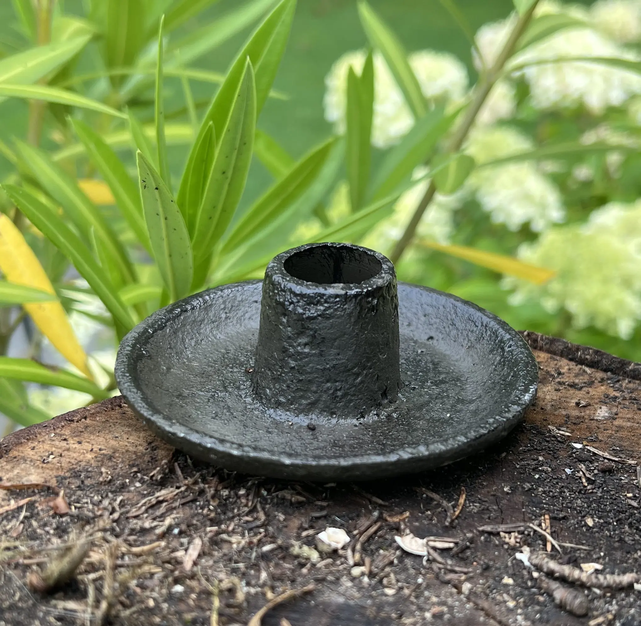 Kandelaar rond, bruin, gietijzer KG005