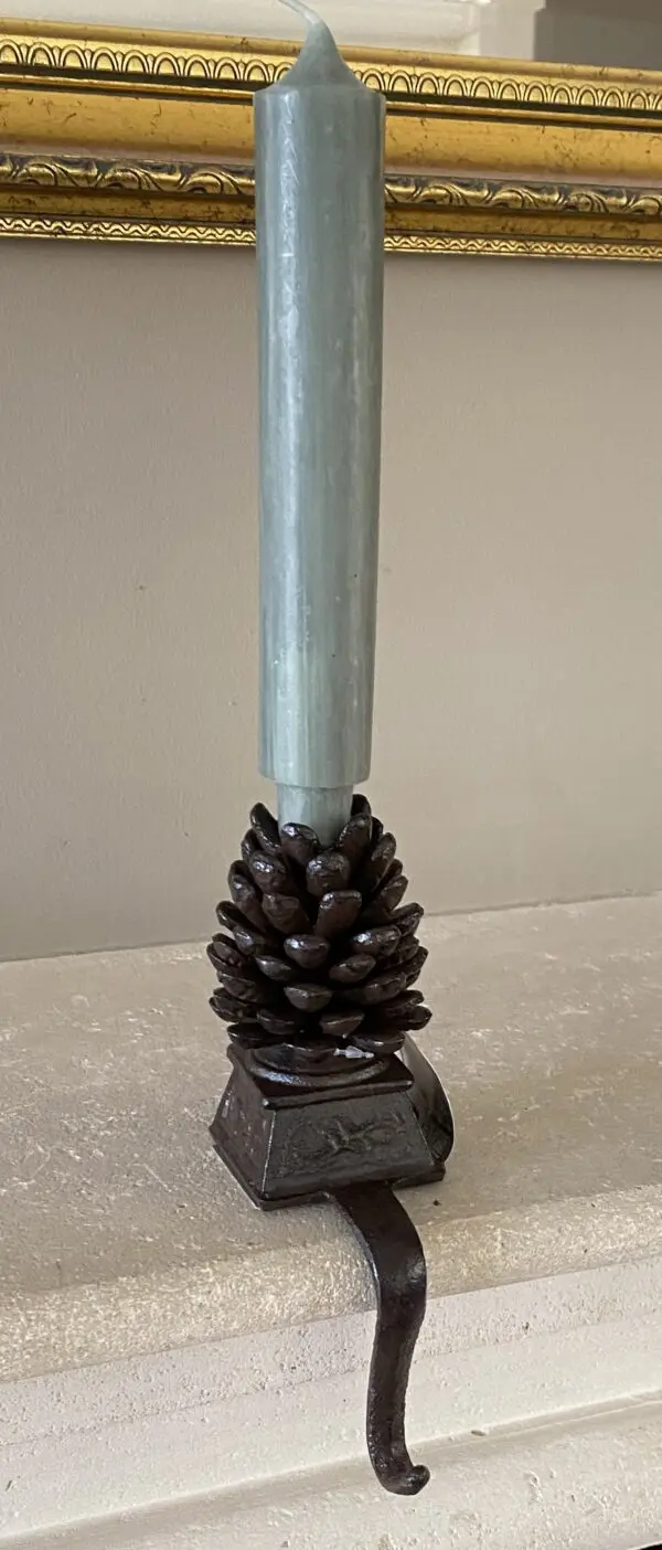Stocking hanger dennenappel met kaarsenstandaard XM81 - Afbeelding 2