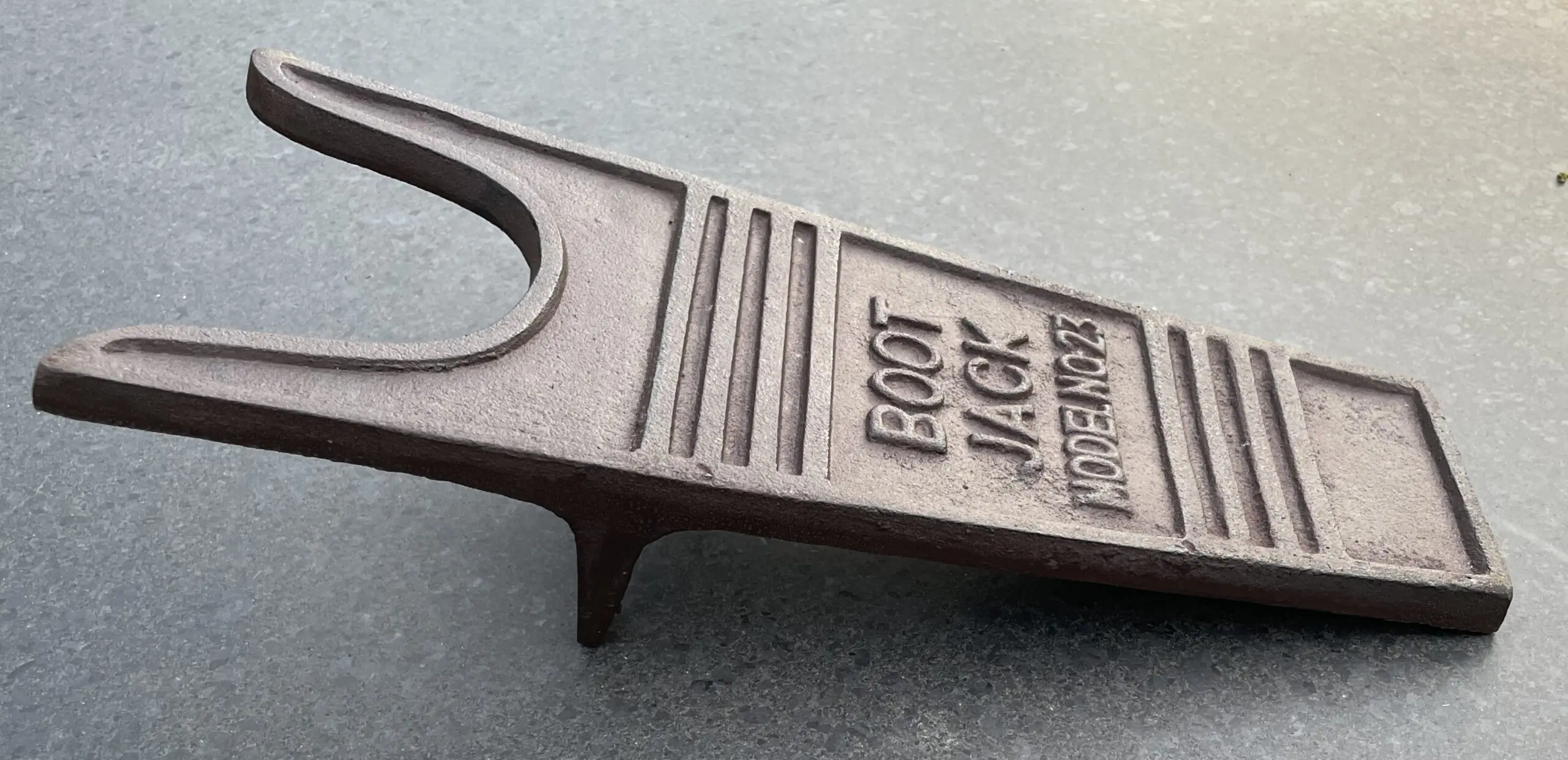 Laarzenknecht Modern, Gietijzer LH167 - Afbeelding 3