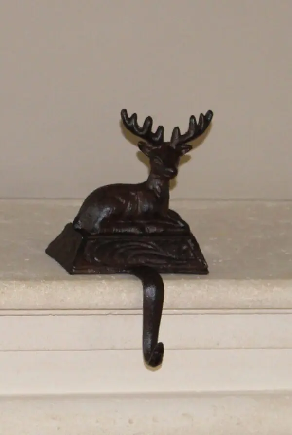 Stocking hanger, kasthaak hert met lange sierhaak, gietijzer XM82 - Afbeelding 6