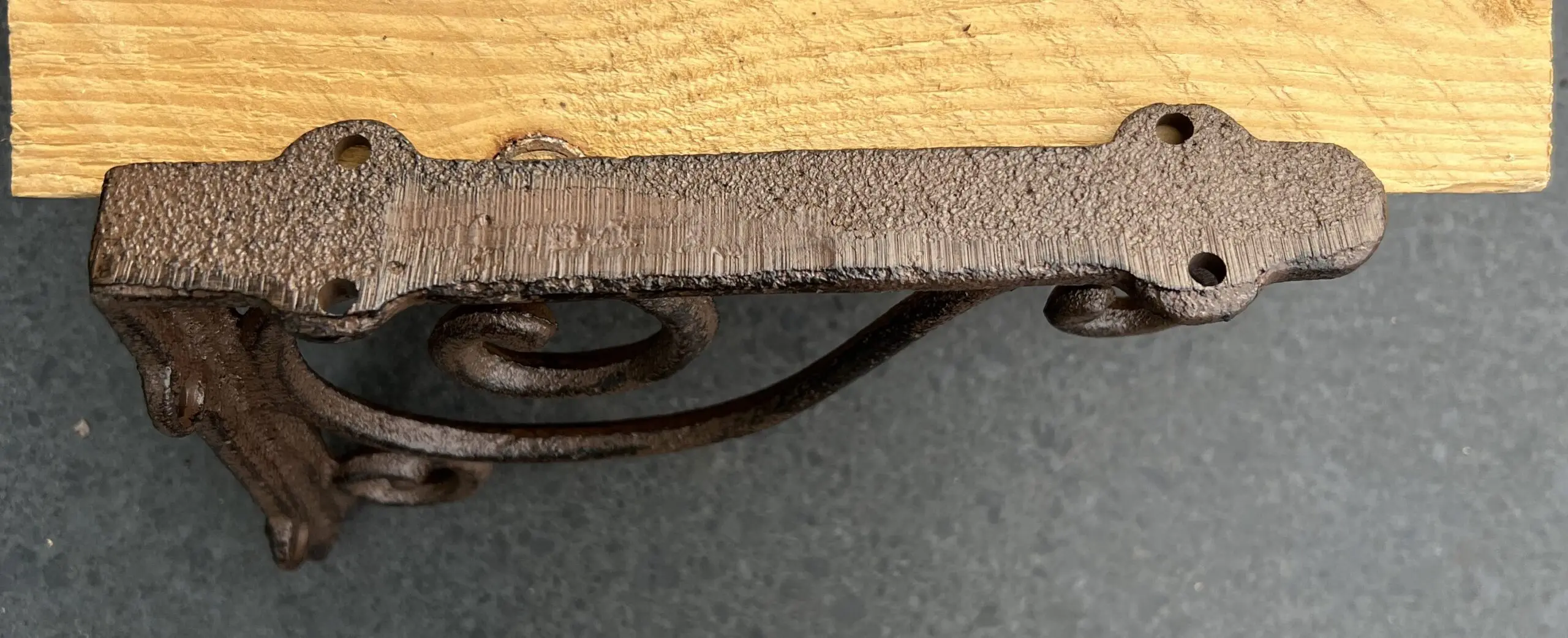 Plankdrager, wandhaak 19,2 cm. gietijzer PD1148 - Afbeelding 4