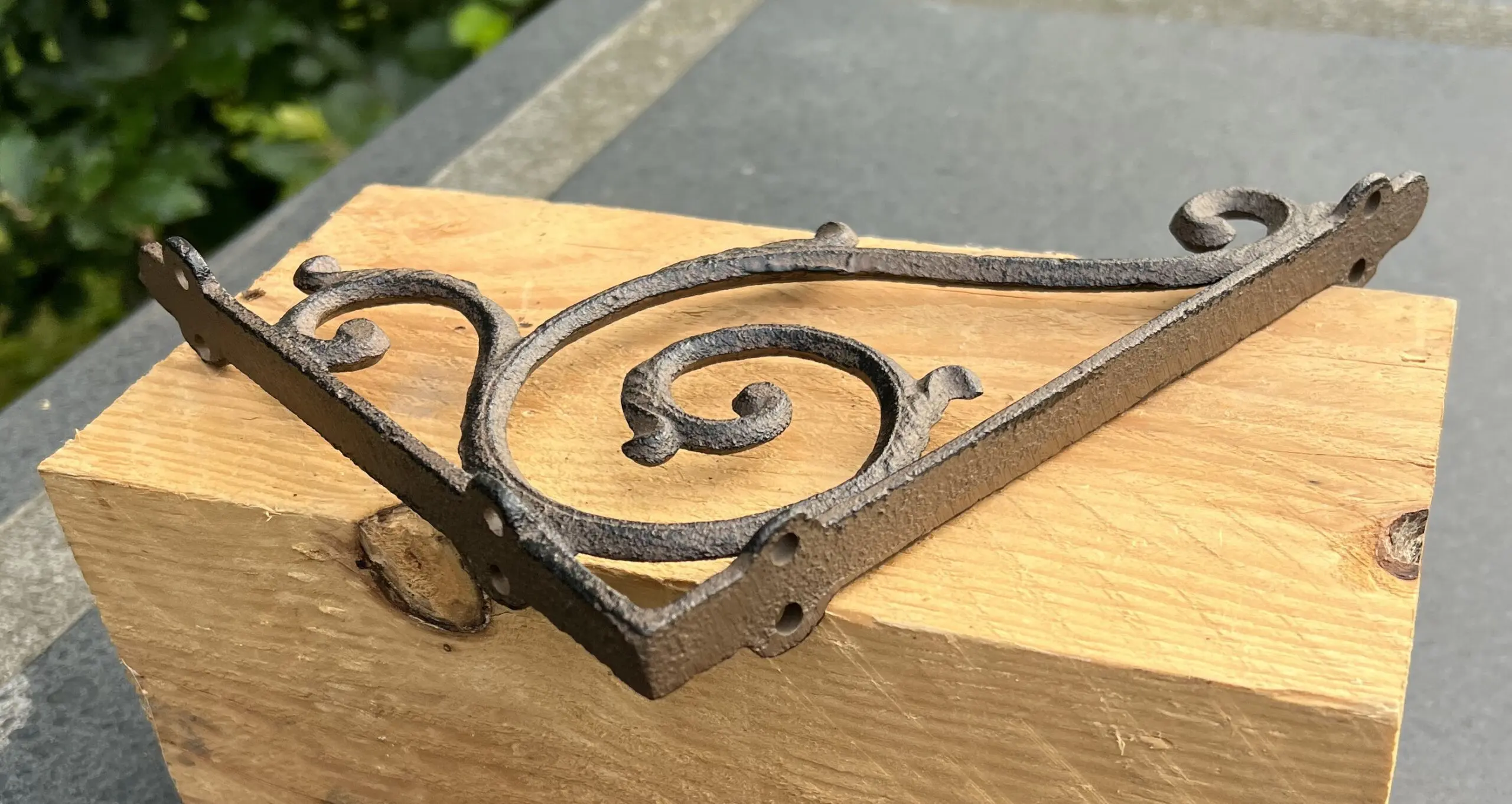 Plankdrager, wandhaak 19,5 cm. gietijzer   PD1700 - Afbeelding 2