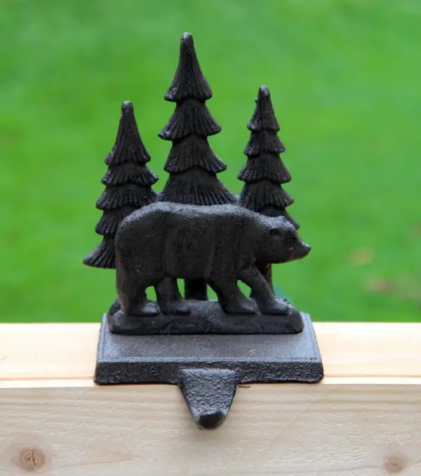 Stocking hanger ijsbeer met dennenbomen, kasthaak, gietijzer   XM162 - Afbeelding 4