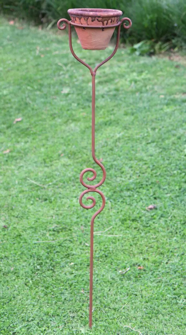 Bloempothouder op hoge steker, 116cm. BPH373 - Afbeelding 2