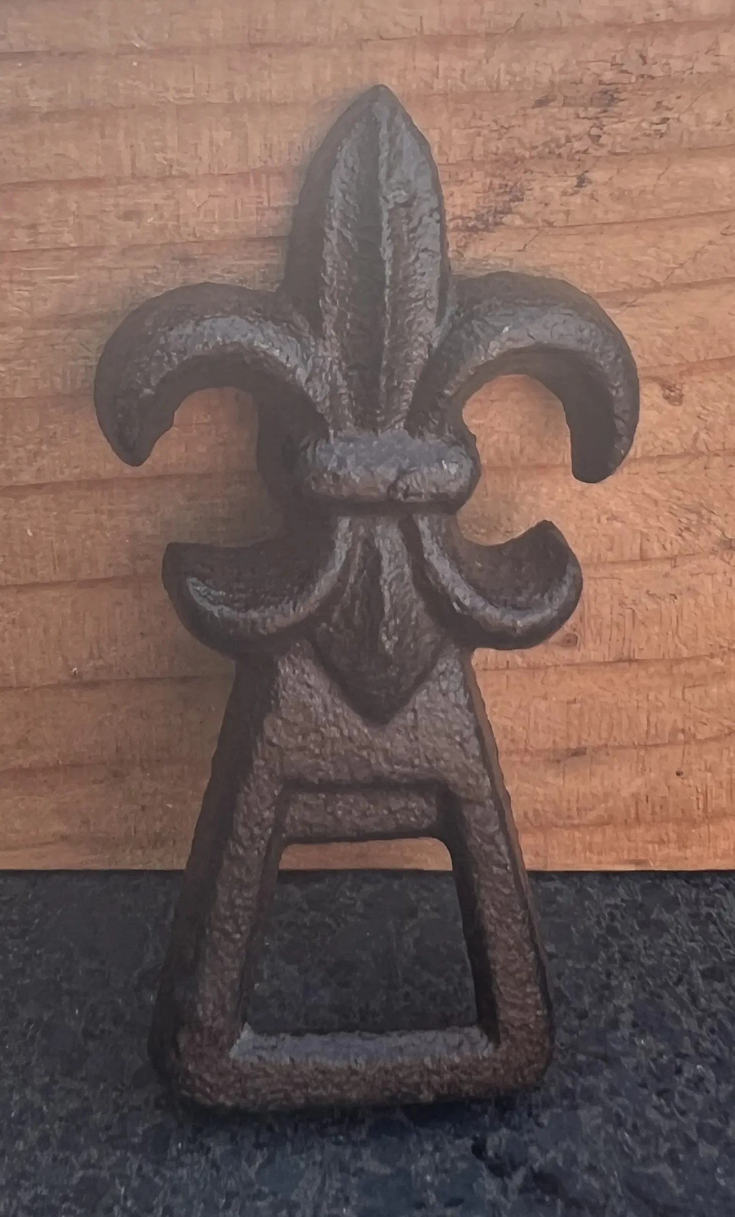 Flesopener, opener Franse Lelie, gietijzer FG479