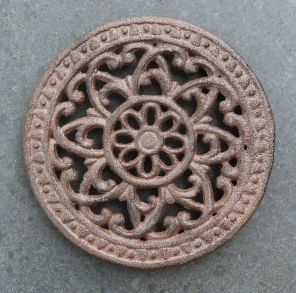 Onderzetter treefje rond 15 cm, gietijzer OG116