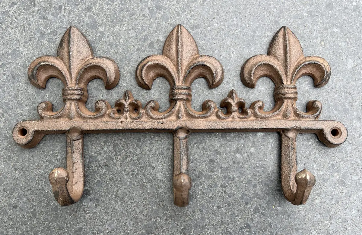 Kapstokhaak Franse Lelie met 3 haken, gietijzer KH2721 - Afbeelding 3