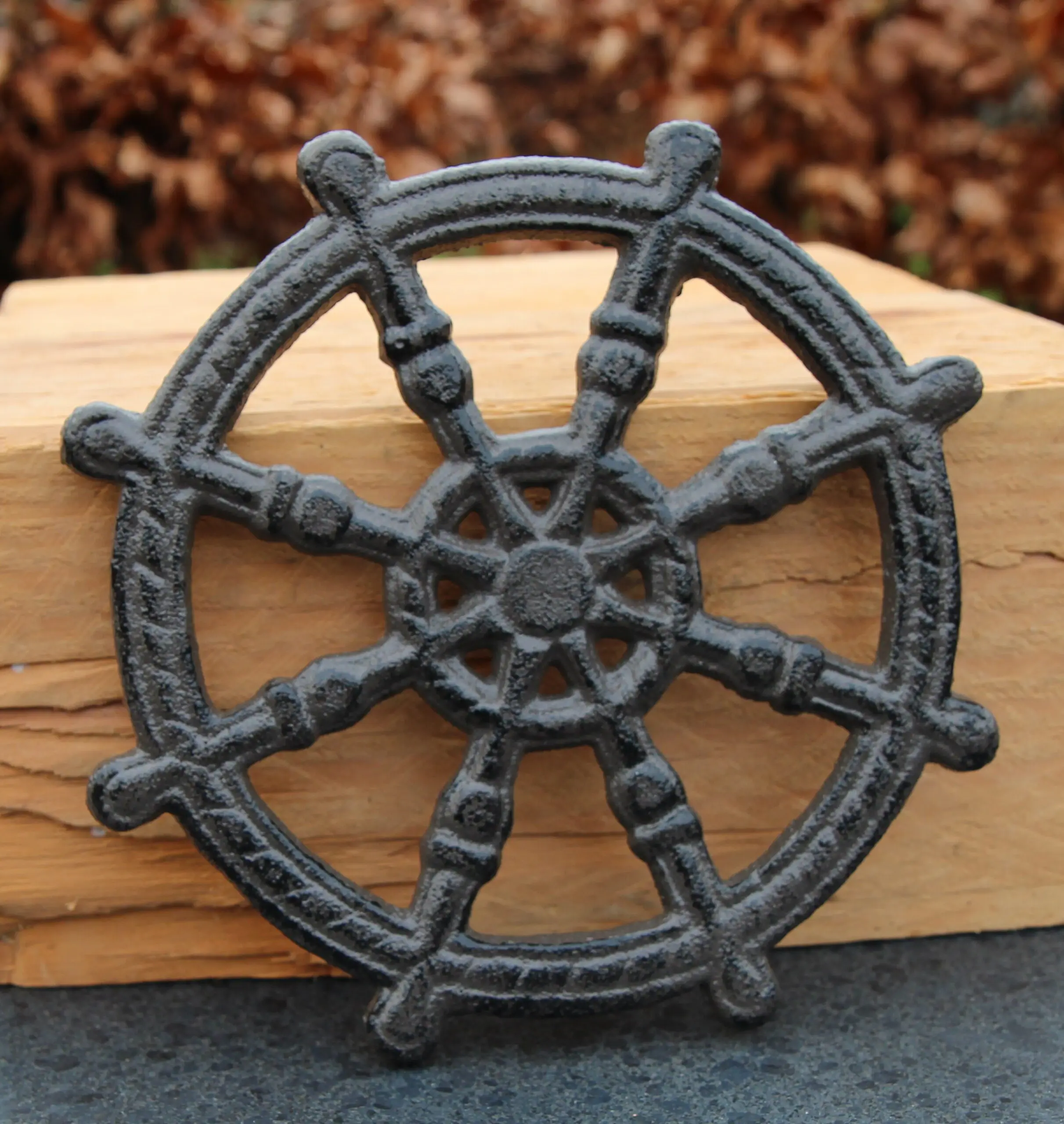 Onderzetter,treefje maritiem,stuurwiel, 18,8 cm, gietijzer OG403
