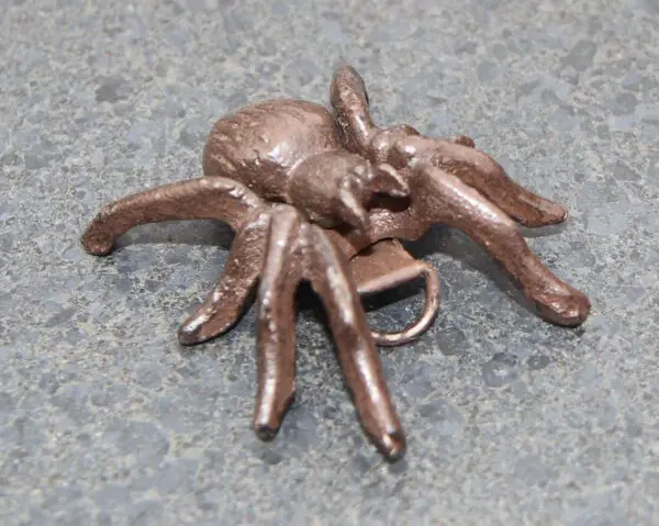 Dierenbeeld spin met ophanghaakje, gietijzer SG387 - Afbeelding 2
