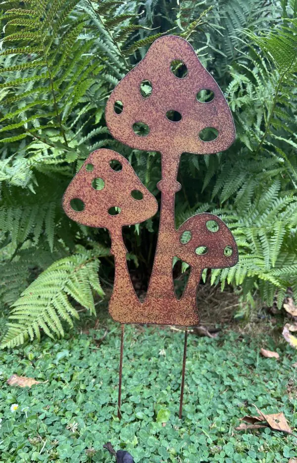 Tuinsteker paddenstoelen, trio, roestig metaal, SP279 - Afbeelding 2