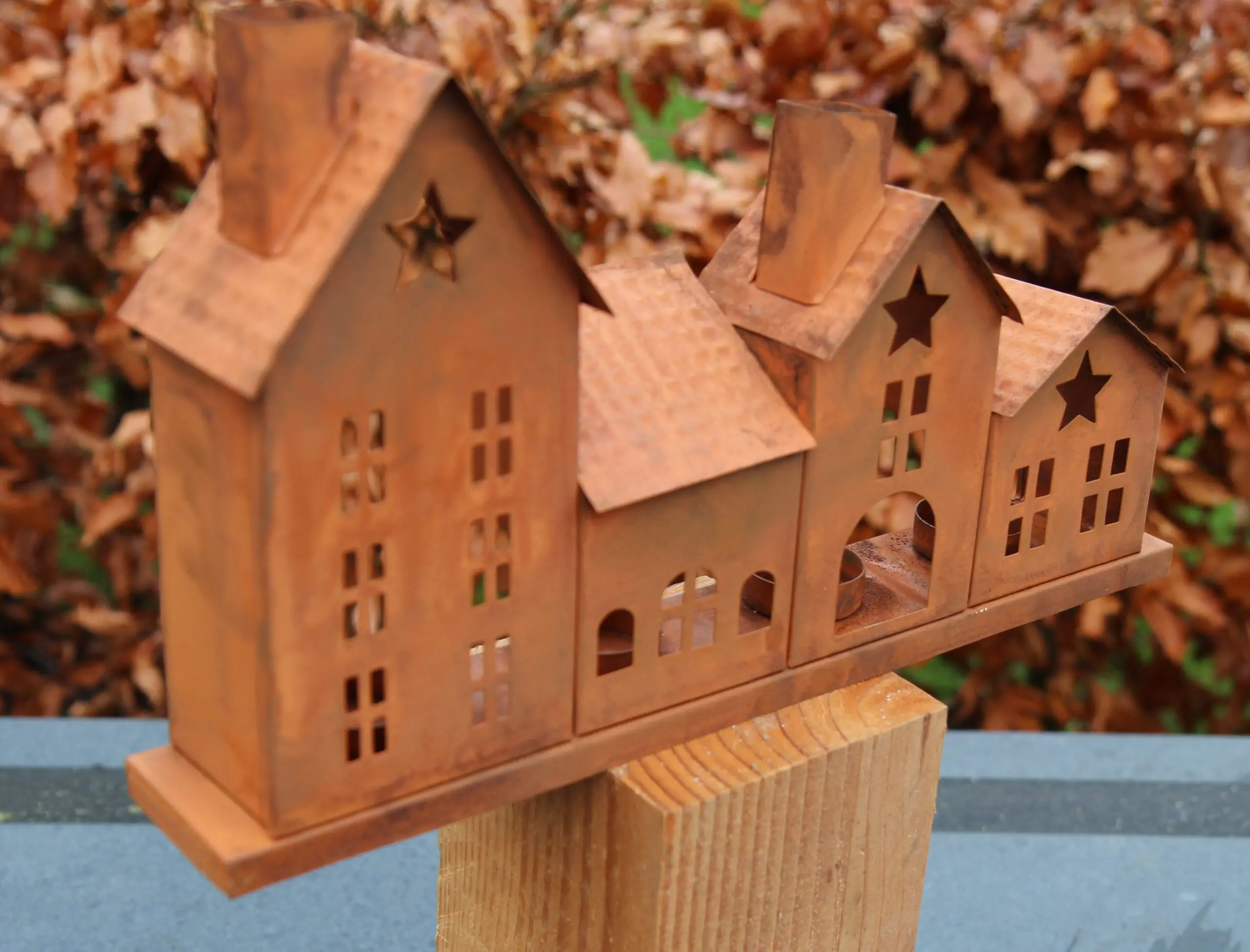 Huisjes (rijtje van 4 stuks), waxinelichthouders, roestig metaal LHM717 - Afbeelding 5