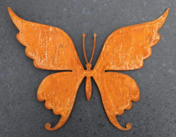 Muurvlinder, vlinder, roestig metaal, M    MV283B