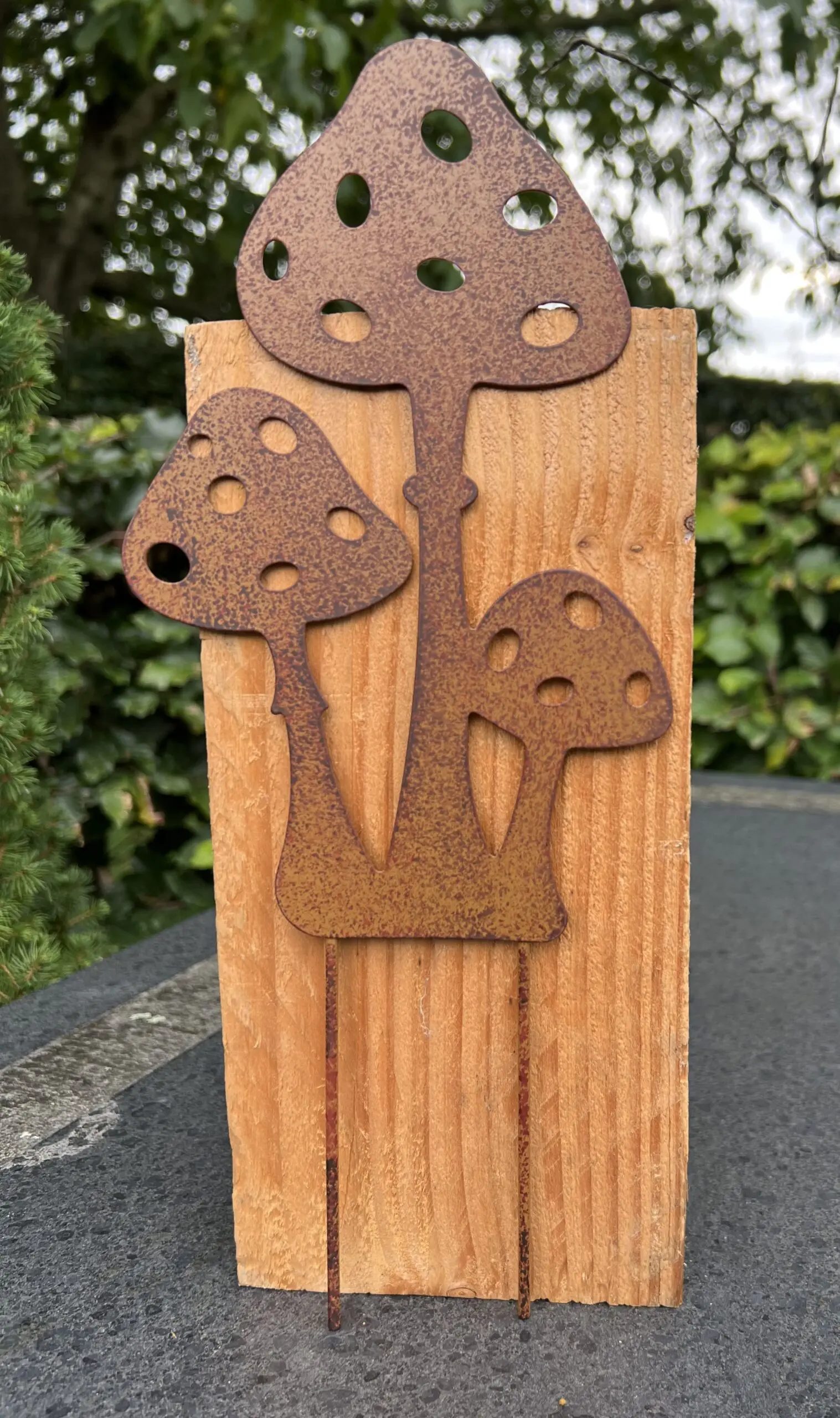 Tuinsteker paddenstoelen, trio, roestkleurig metaal, SP278 - Afbeelding 2