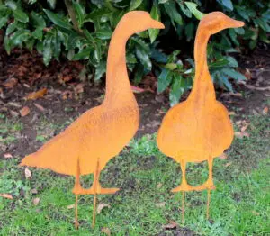 Tuinstekers gans, set van 2, roestig metaal GSS161