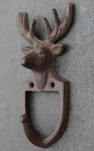 Kapstokaak hert met gewei, gietijzer KH762
