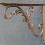 Plankdrager, Wandhaak 27 cm. Gietijzer