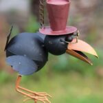 Vetbolhanger “vliegende” Vogel Raaf met hoed en bril, Groot