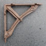 Plankdrager “Stalraam” 14 cm, Gietijzer