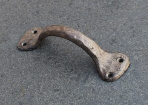 Handgreep, Eenvoudig en Robuust  15 cm., Donkerbruin, Gietijzer HG753