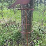 Tuinsteker Bloempothouder Vogel op lange steker, roestig metaal