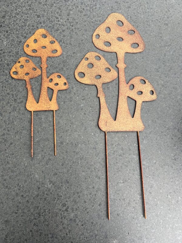 Tuinsteker paddenstoelen, trio, roestig metaal, SP278 - Afbeelding 5